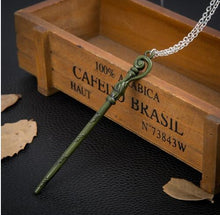 Load image into Gallery viewer, Harry PotterTime Turner Necklace