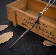 Load image into Gallery viewer, Harry PotterTime Turner Necklace